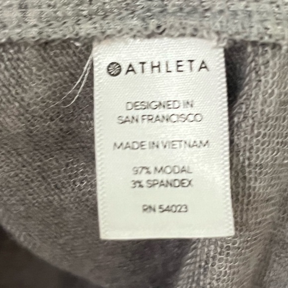 LIKE NEW Athleta Women’s Cowl Neck Sweatshirt - Marl Grey Heather - Size: MP - Picture 8 of 9